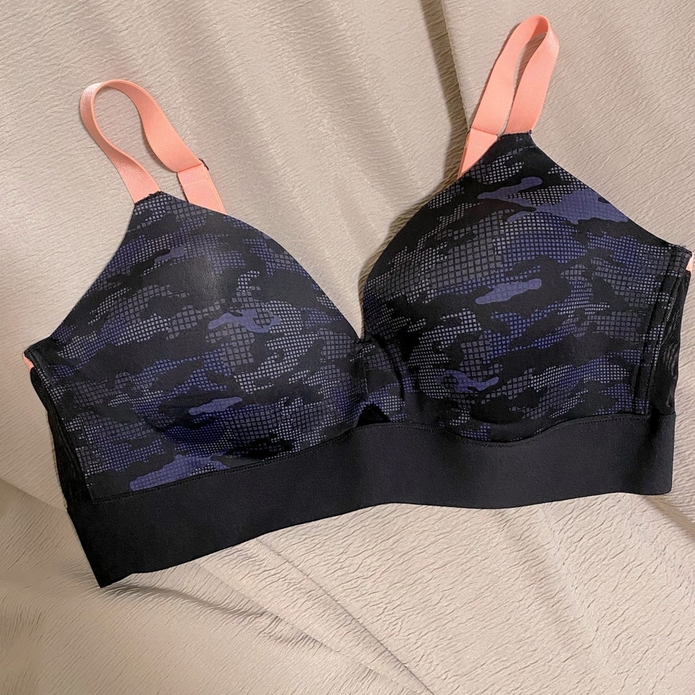 Spanx mesh panel medium impact sports bra